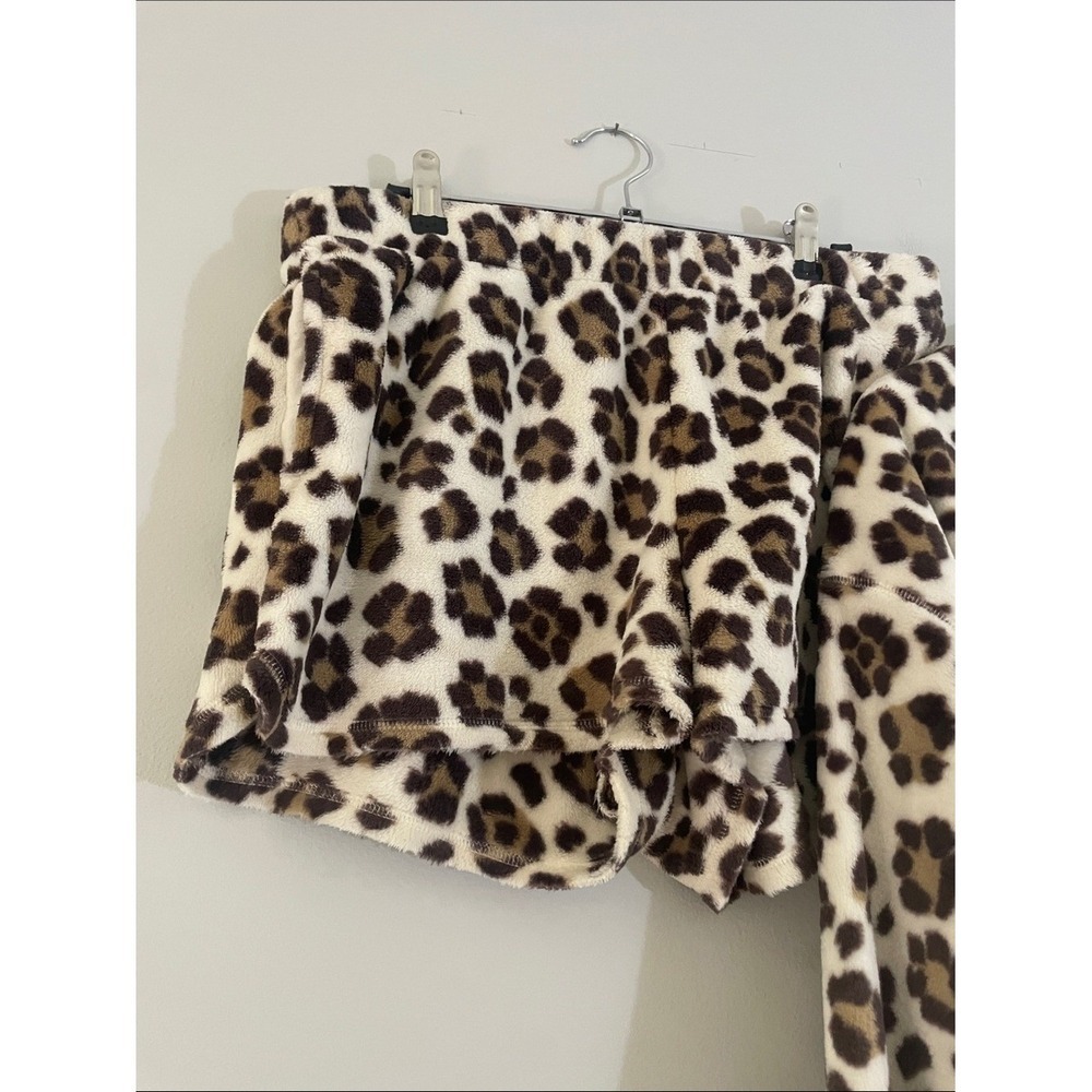Aerie Lounge Set Fleece Leopard Print Medium Pajamas - Picture 5 of 12